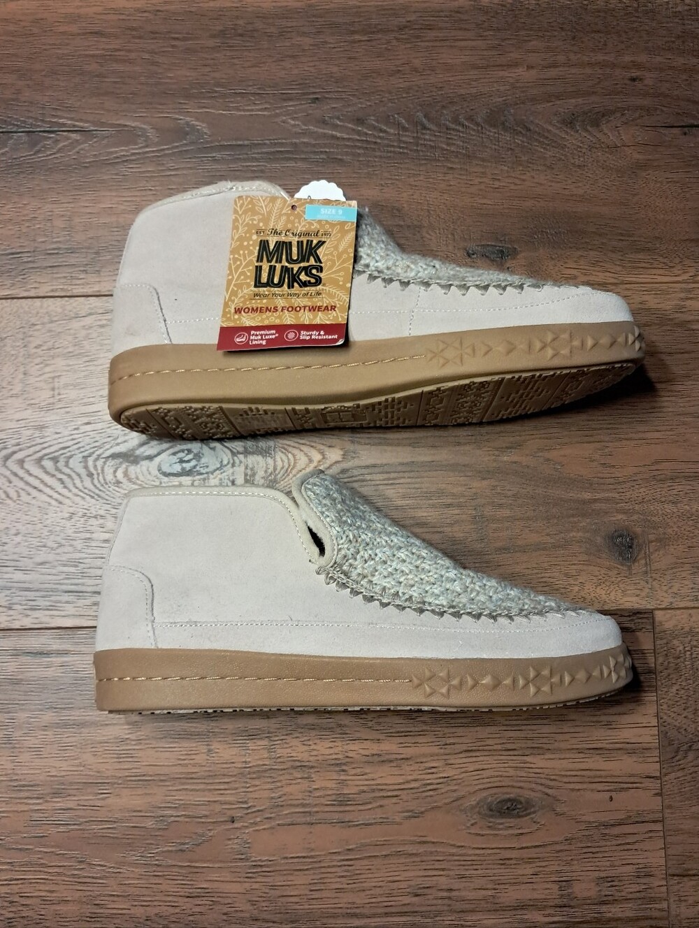 Muk Luks Women’s Cream Knit-Front Casual Boot Slipper with Tan Sole -9
